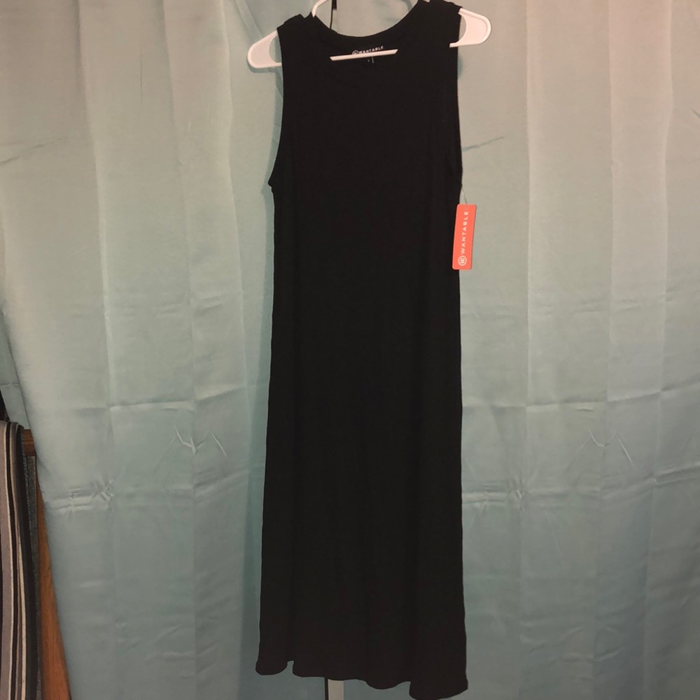 wantable large black dress